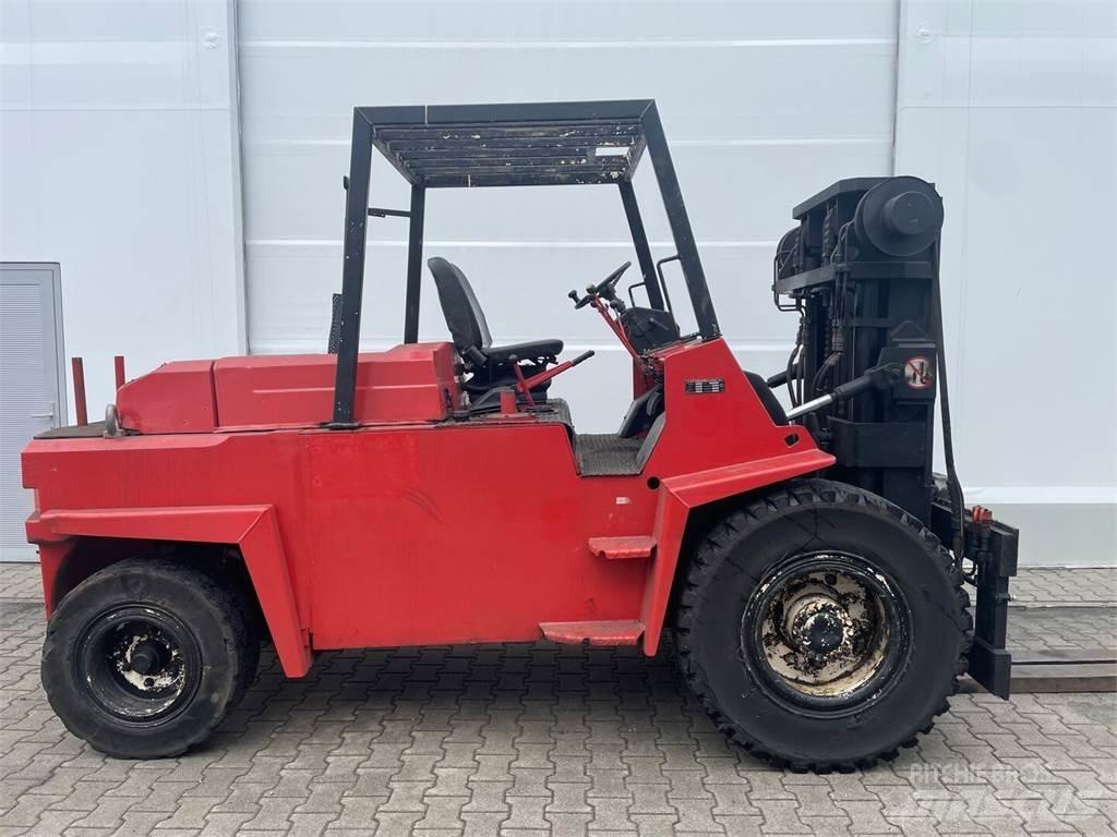  O&amp;K V80 Diesel heftrucks