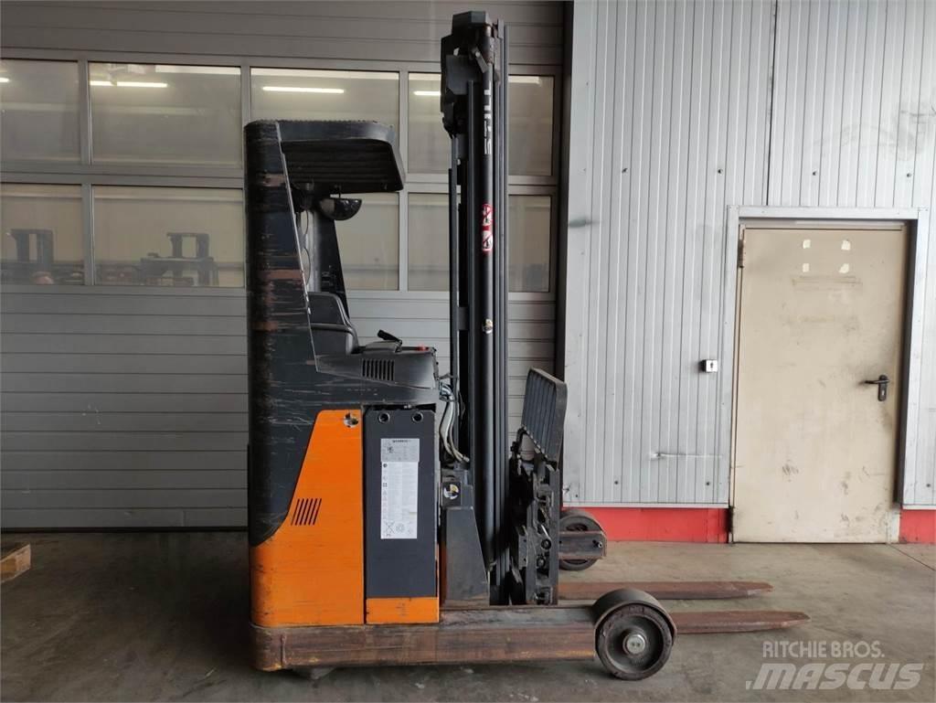 Still FM14 Reachtruck voor hoog niveau
