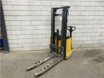 Komatsu MWS12-1R