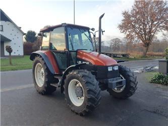 New Holland L 85