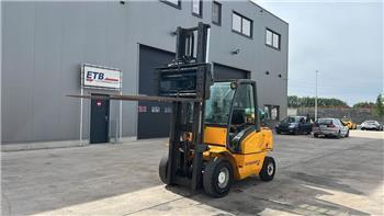 Jungheinrich 452 (4 TON)