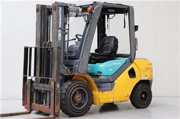 Komatsu FD30T-16R