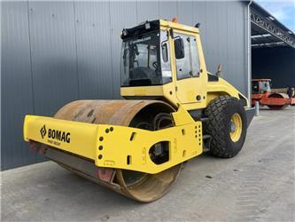 Bomag BW213D-4
