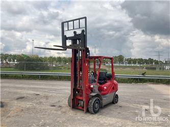 Komatsu FG25HT-16R