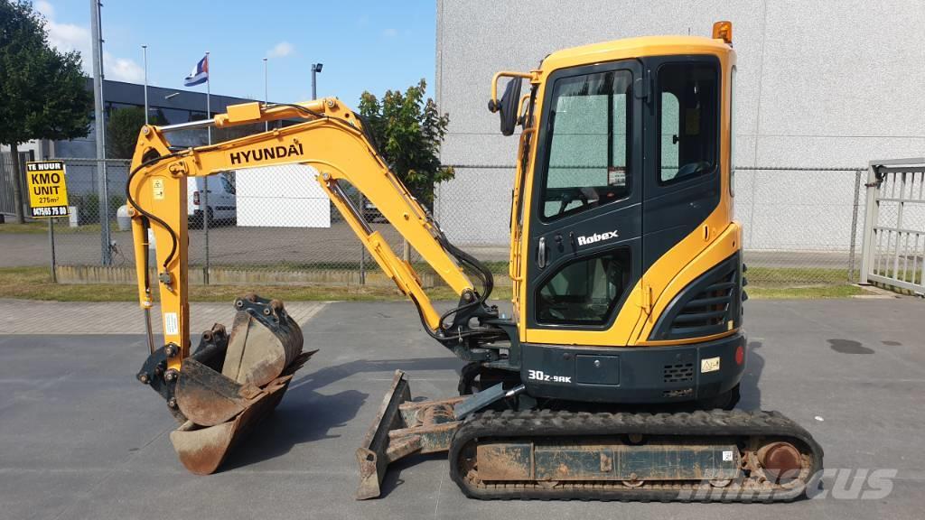 Hyundai Robex 30 Z-9 A K Minigraafmachines < 7t
