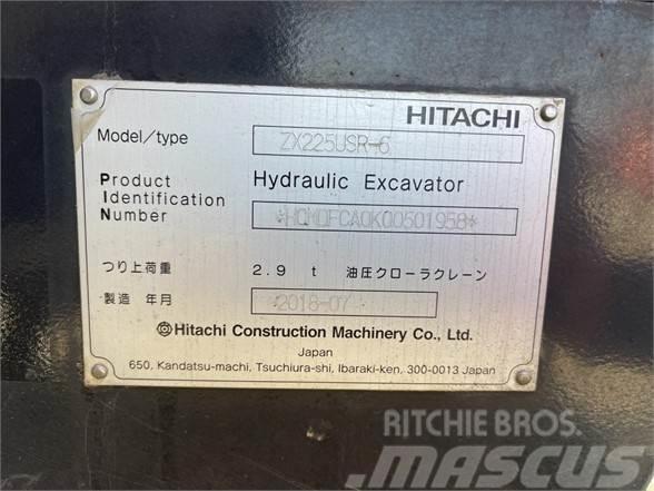 Hitachi ZX225USR-6 Rupsgraafmachines