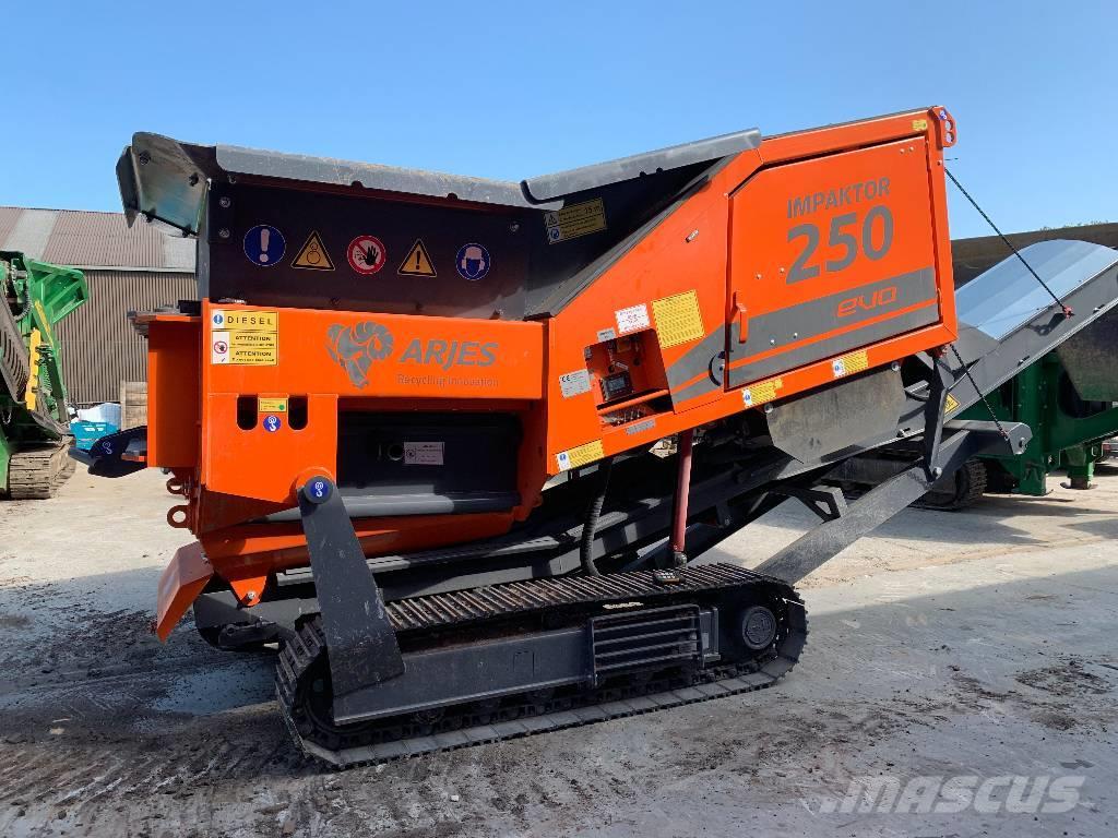 Arjes Impaktor 250 Mobile crushers