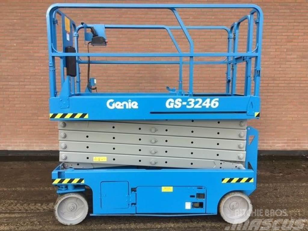Genie GS3246 (nieuwe batterijen) Schaarhoogwerkers