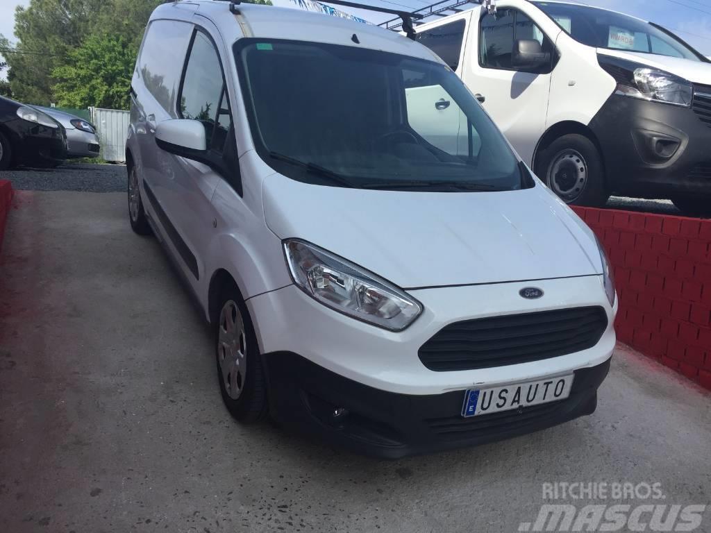 Ford Courier Gesloten opbouw