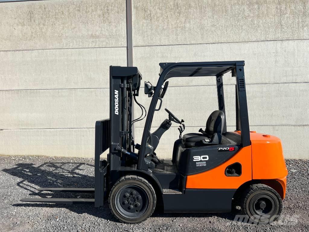 Doosan D30 S-5 Diesel heftrucks