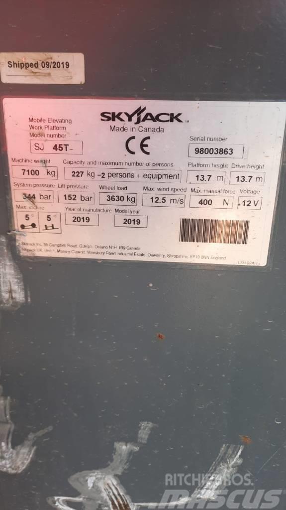 SkyJack SJ 45 T Telescoophoogwerkers