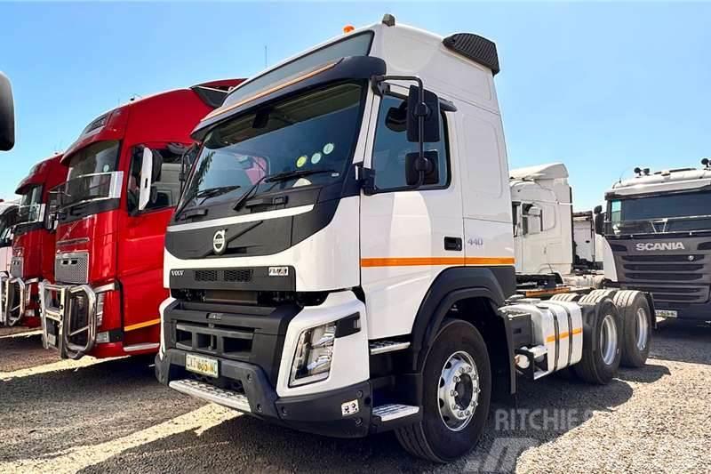 Volvo FMX440 Globetrotter 6x4 T/T Anders