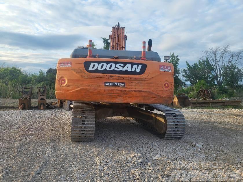 Doosan DX 300 LCA Rupsgraafmachines