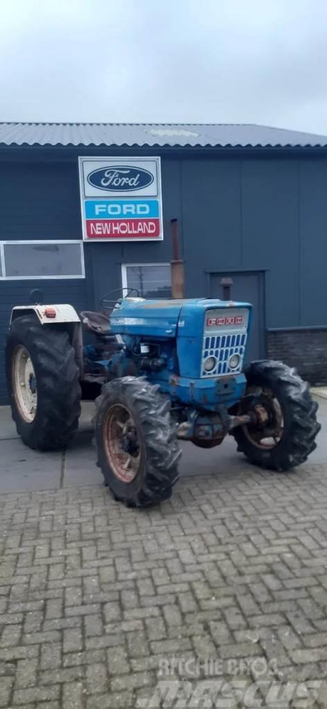 Ford 5000 4x4 Tractoren