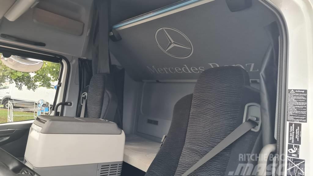 Mercedes-Benz 1230 SPAVACA KAB. / D brif Schuifzeilopbouw