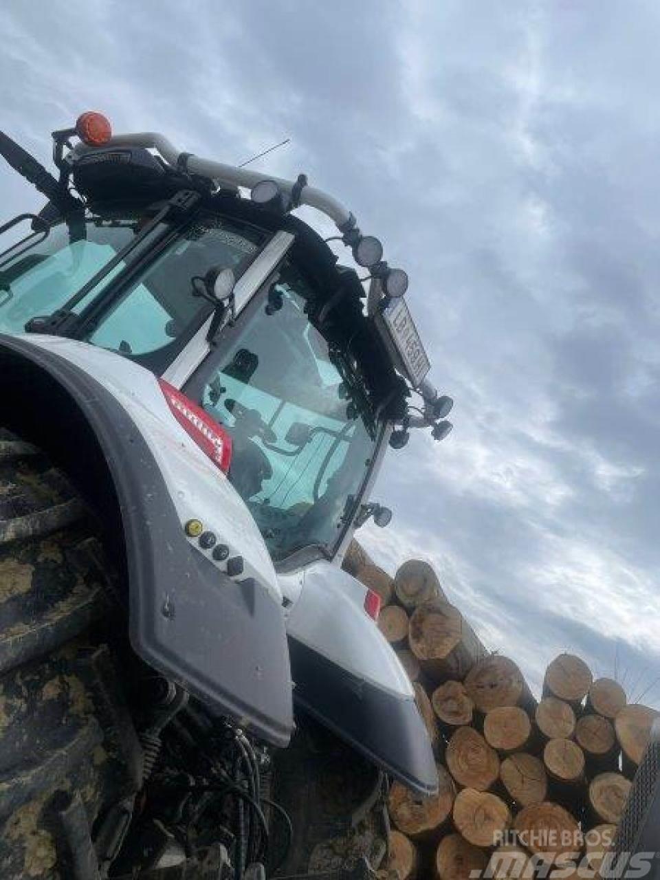 Valtra T145 Forestry tractors