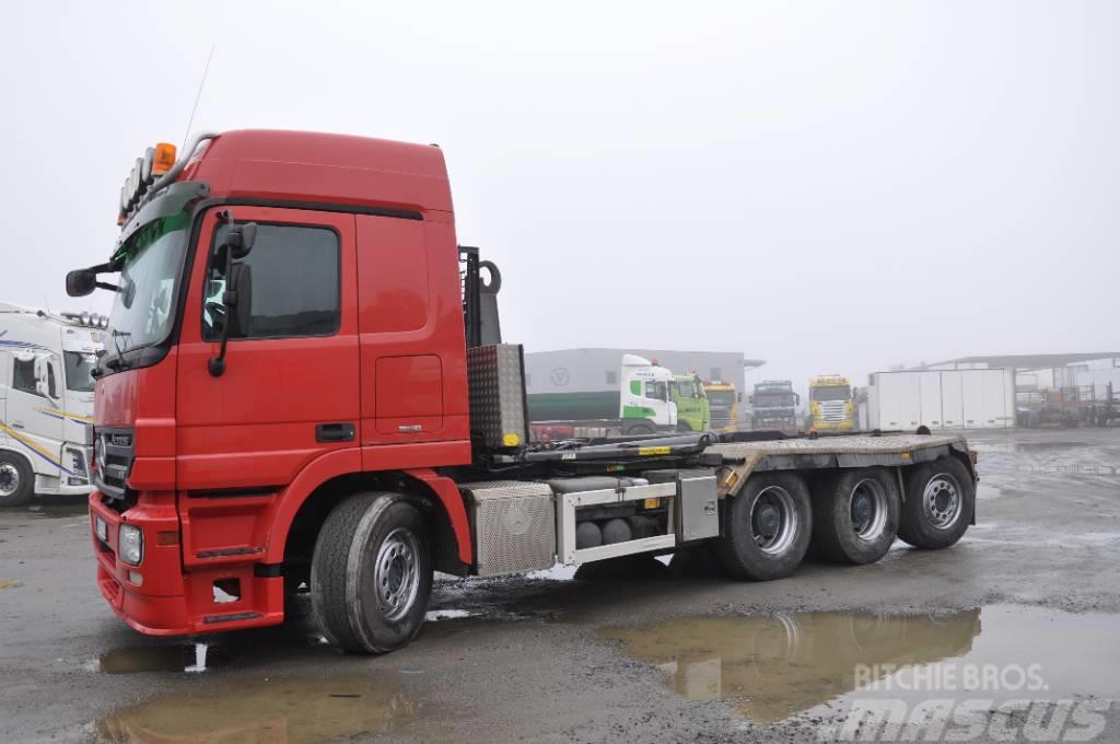 Mercedes-Benz Actros 2651 8X4 Vrachtwagen met containersysteem