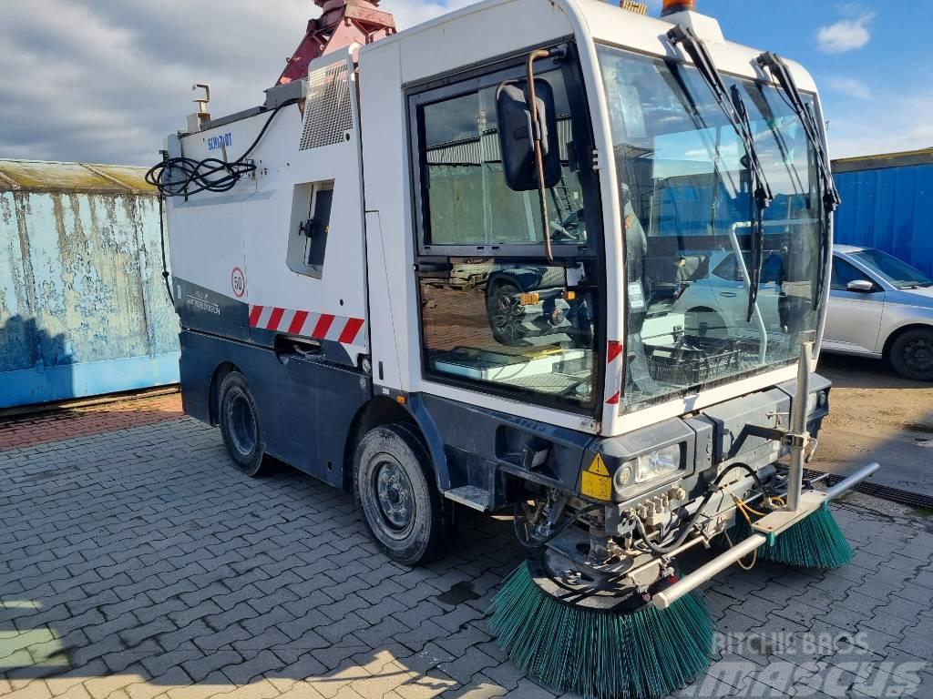 Schmidt Cleango compact sweeper 400 Veegmachines
