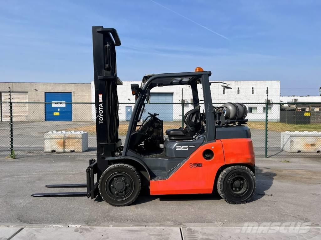 Toyota 8FG35 LPG heftrucks