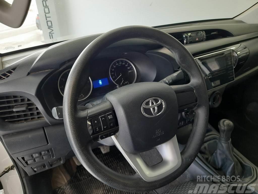 Toyota Hilux Cabina Doble GX Plus Gesloten bedrijfswagens