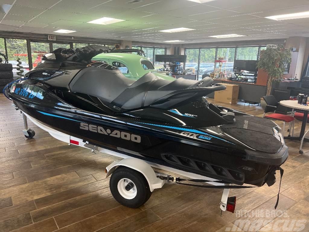  SEADOO GTX 300 LIMITED SUPERCHARGED Auto's