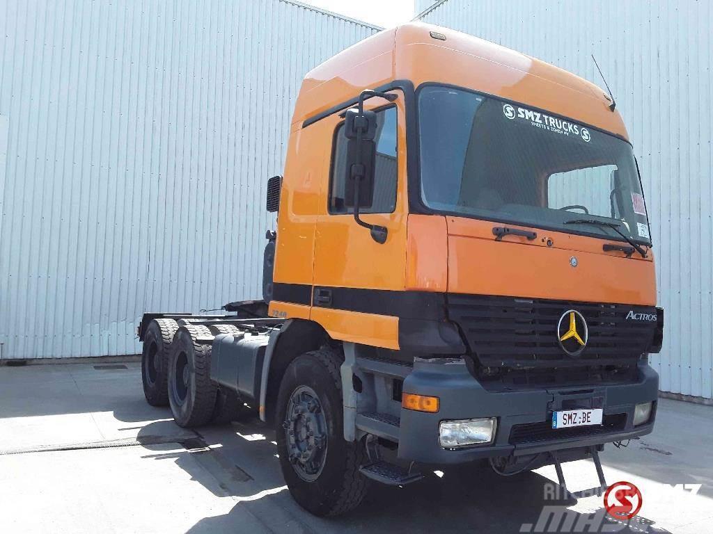 Mercedes-Benz Actros 3348 manual chassis lourd! Trekkers