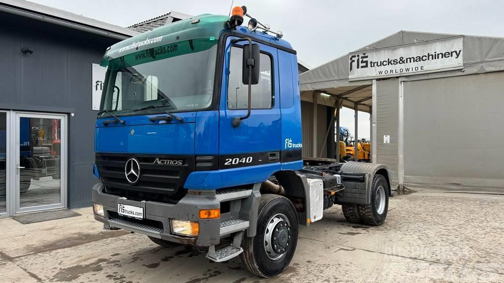 Mercedes-Benz ACTROS 2040 AS 4x4 tractor unit tipp. hydr. Trekkers