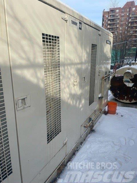 CAT XQ350, 600 Volt Diesel generatoren