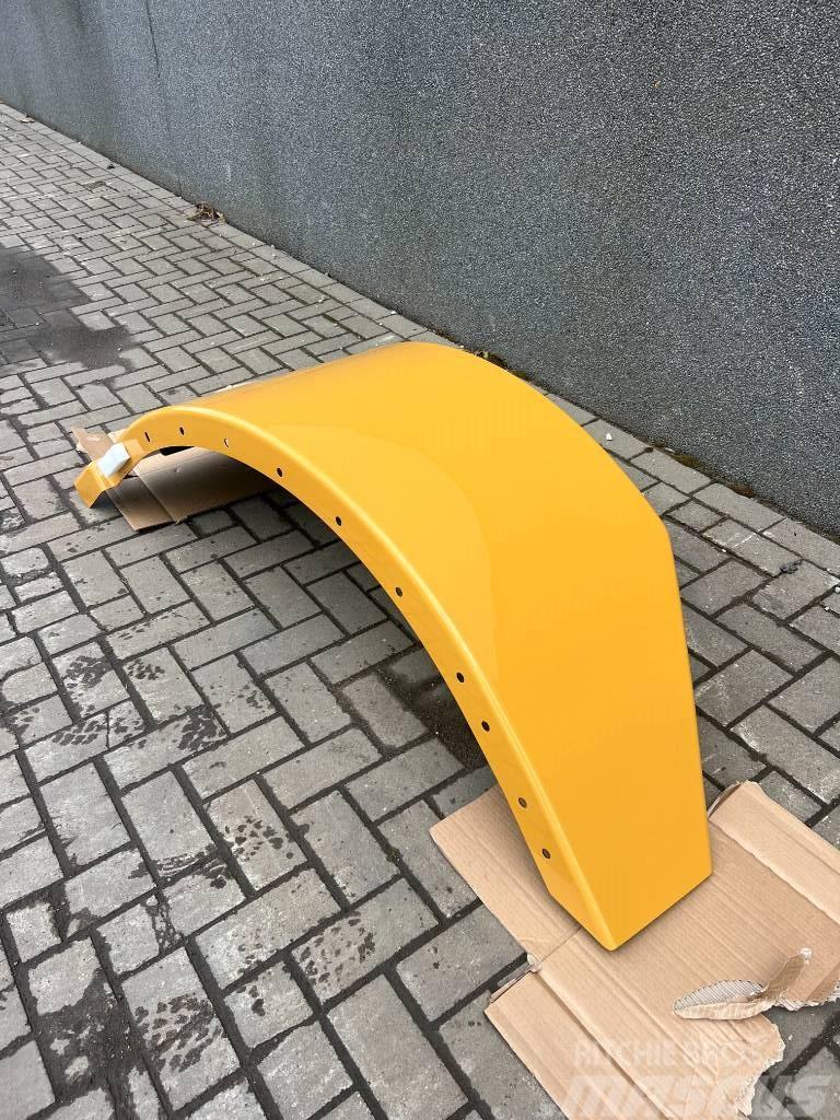 CAT Right Hand Fender - 4891470 Chassis en ophanging