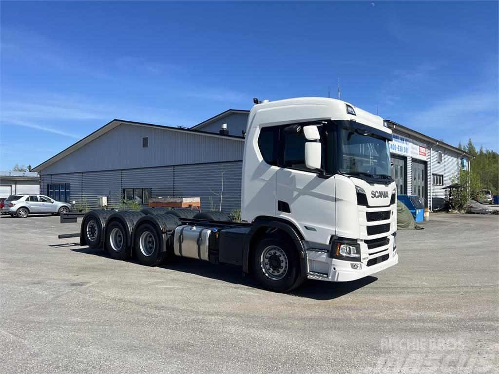 Scania R560 Super 8X4 Chassis met cabine