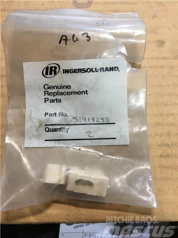 Ingersoll Rand TERMINAL MOUNTING CLIP - 51918258 Overige componenten