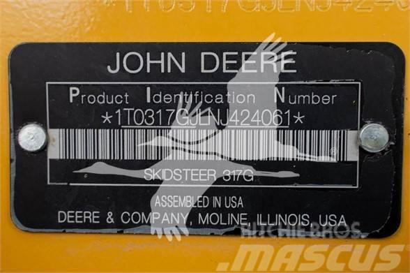 John Deere 317G Schrankladers