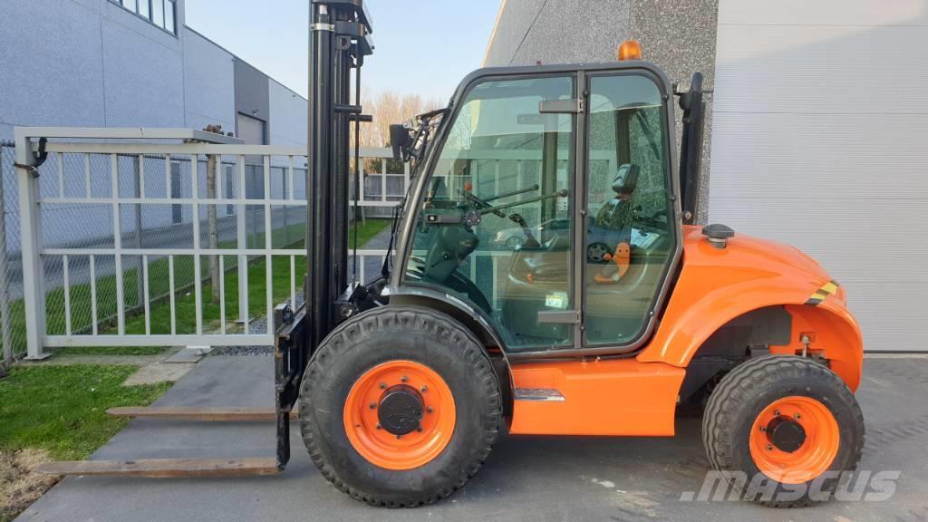 Ausa C 250 H X4 Diesel heftrucks