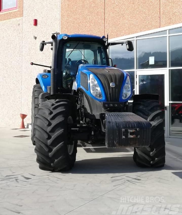 New Holland T 8.360 Tractoren