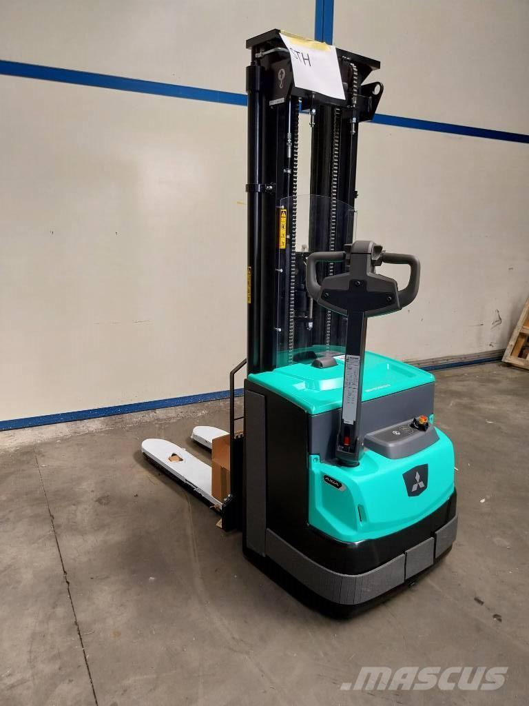 Mitsubishi SBP16N3 Stapelaar meeloop