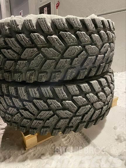 John Deere Hjul par: Nokian HKPL TRI 440/80R24 Gul Tyres, wheels and rims
