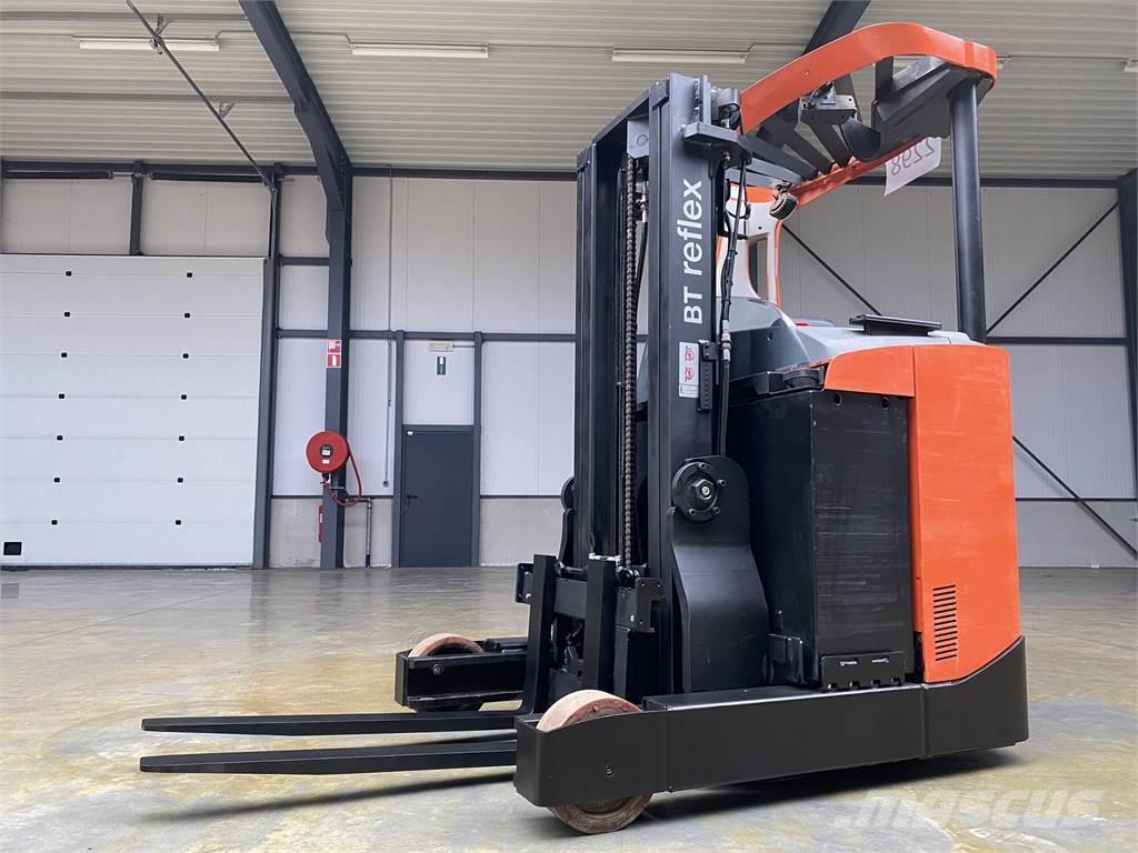 Toyota BT RRE140 Reachtruck voor hoog niveau