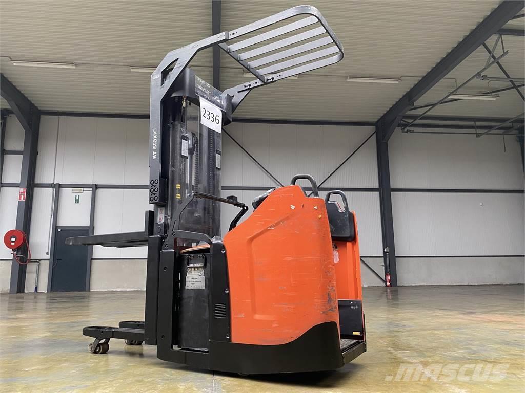 Toyota BT SPE140L Zelfrijdende stapelaars