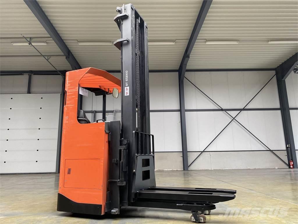 Toyota BT SRE160L Zelfrijdende stapelaars