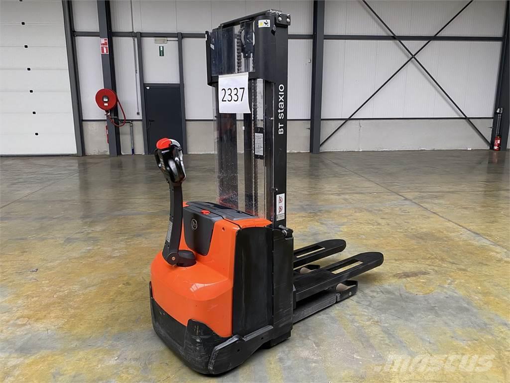 Toyota BT SWE100 Zelfrijdende stapelaars