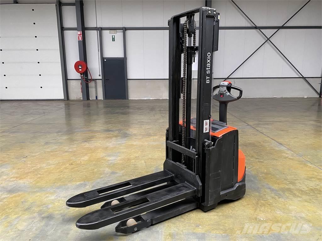 Toyota BT SWE100 Zelfrijdende stapelaars