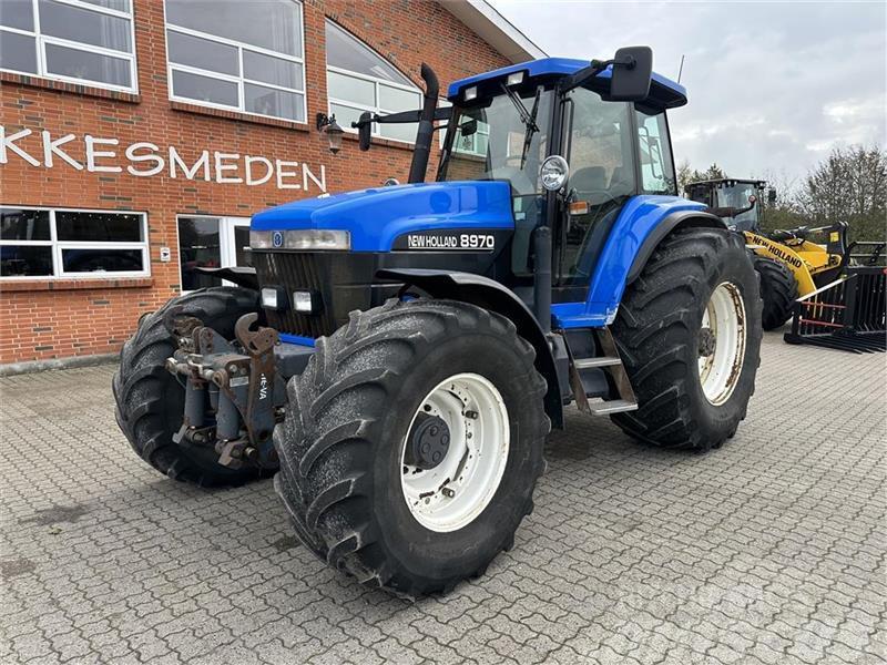 New Holland 8970 Tractoren