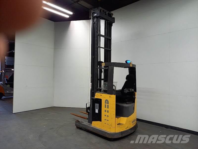 Atlet UHS141DTFVRF960 Reachtruck voor hoog niveau