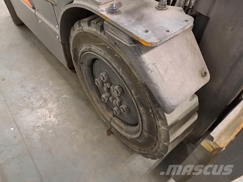 Doosan G25P-7 LPG heftrucks