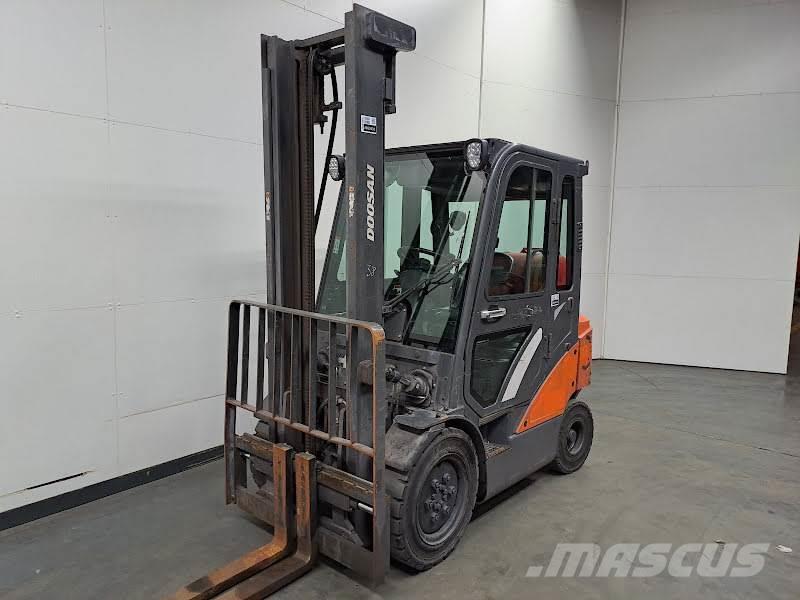 Doosan G25P-7 LPG heftrucks