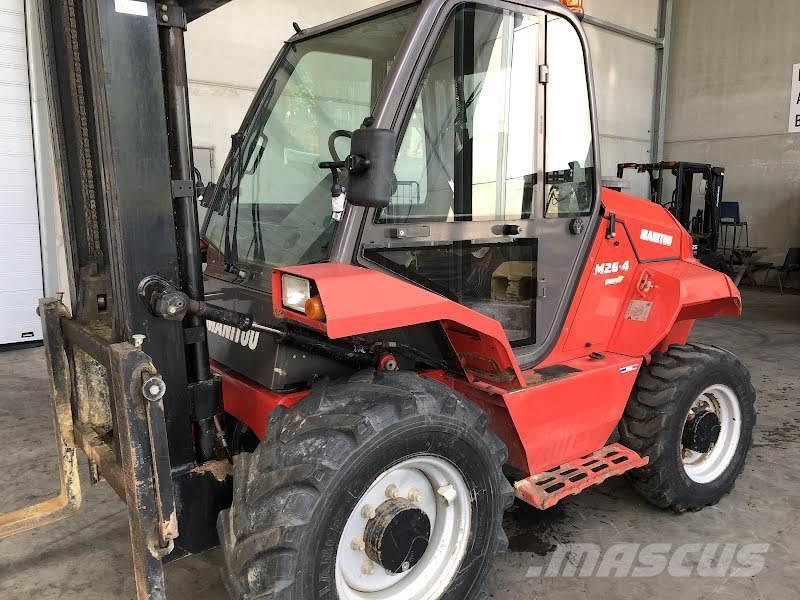 Manitou M26-4 Diesel heftrucks