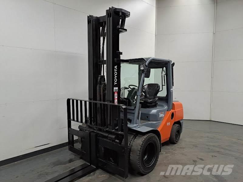 Toyota 52-8FDJF35 Diesel heftrucks