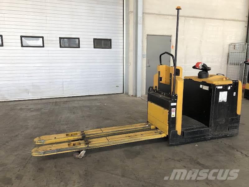 Yale MO25 Orderpicker voor middelhoog niveau