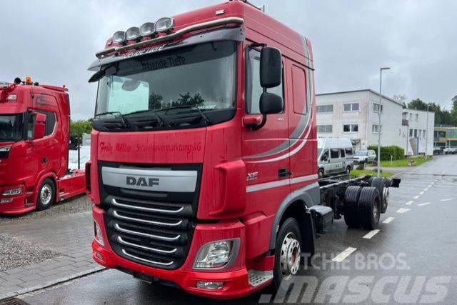 DAF XF460 6x2 Chassis met cabine