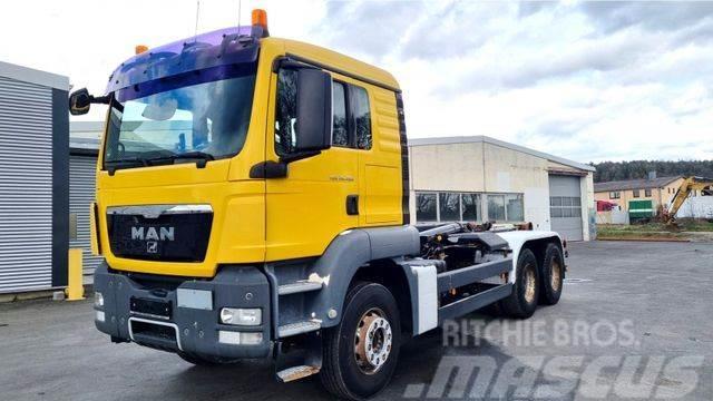 MAN TGS 26.480 6x4 BB Abroller Vrachtwagen met containersysteem